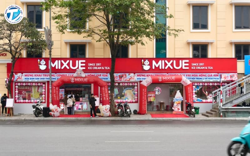 Băng rôn khai trương cho các quán trà sữa